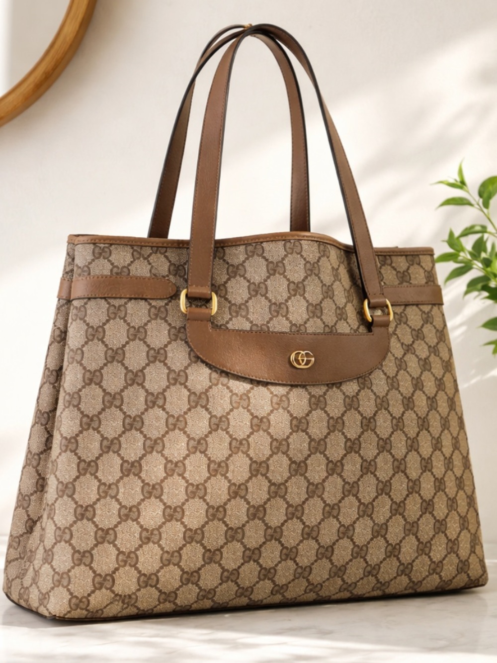 Authentic Large Tote Bag PVC Leather Gucci.